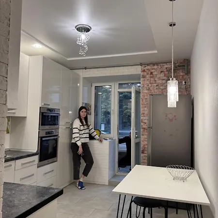 Apartment новобудова